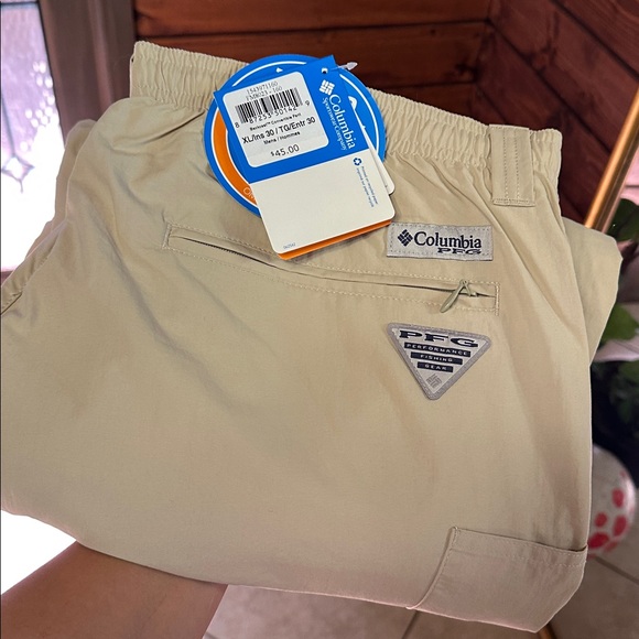 Columbia Men's Tan Convertible Cargo Pants - Picture 1 of 9